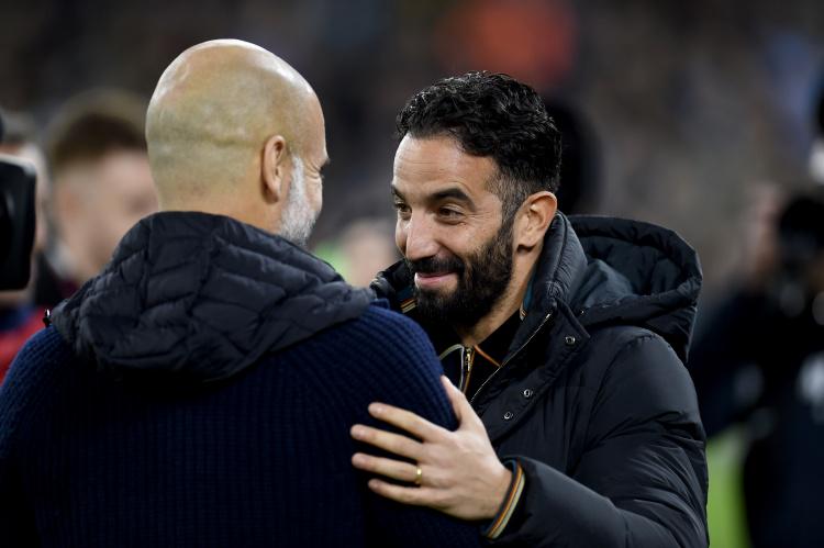 依然乏善可, 现在, 着手臂