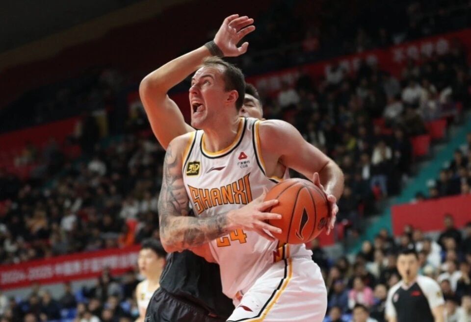 新疆男篮要, 赛季在球队